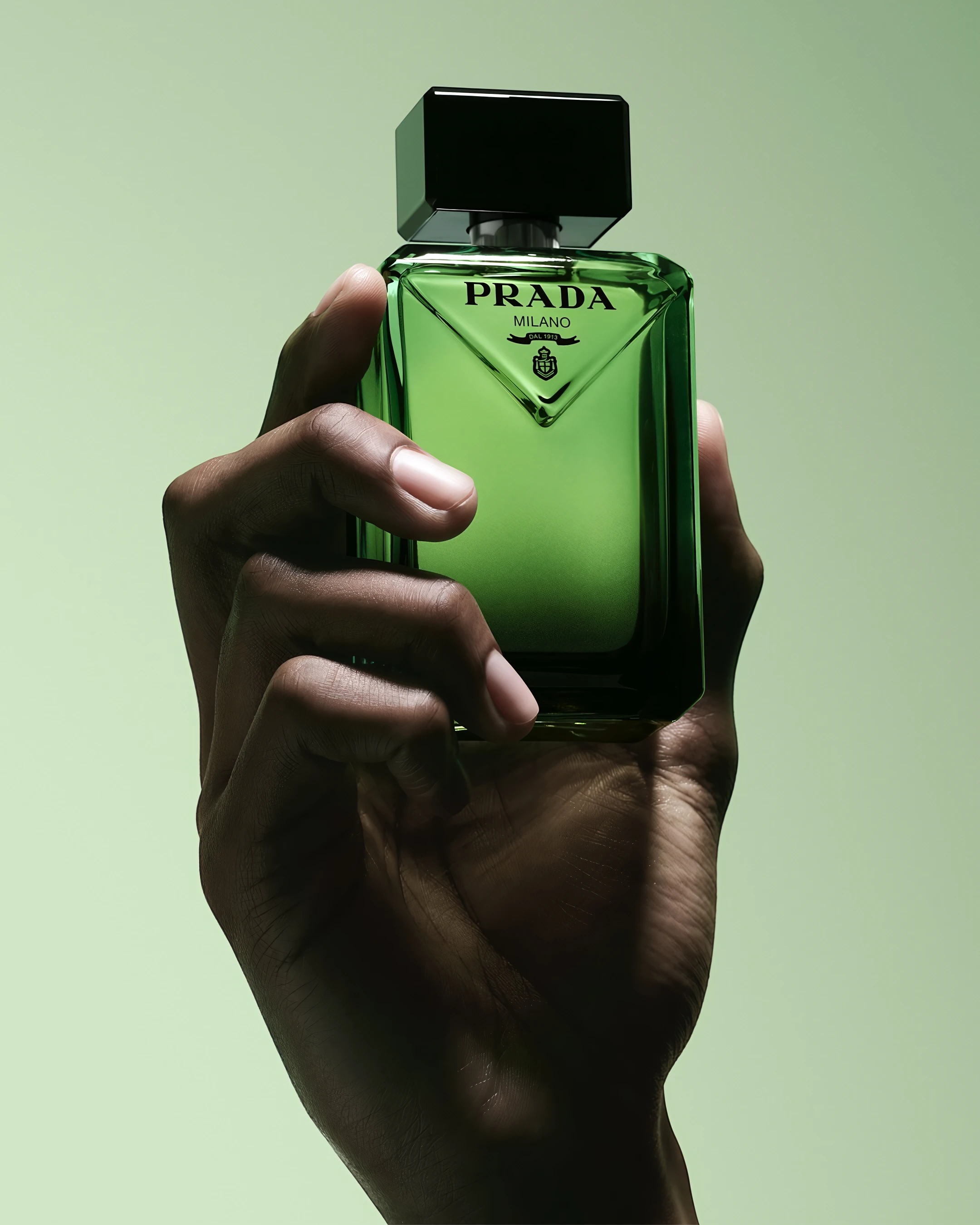 El ambarino que Prada compuso al revés